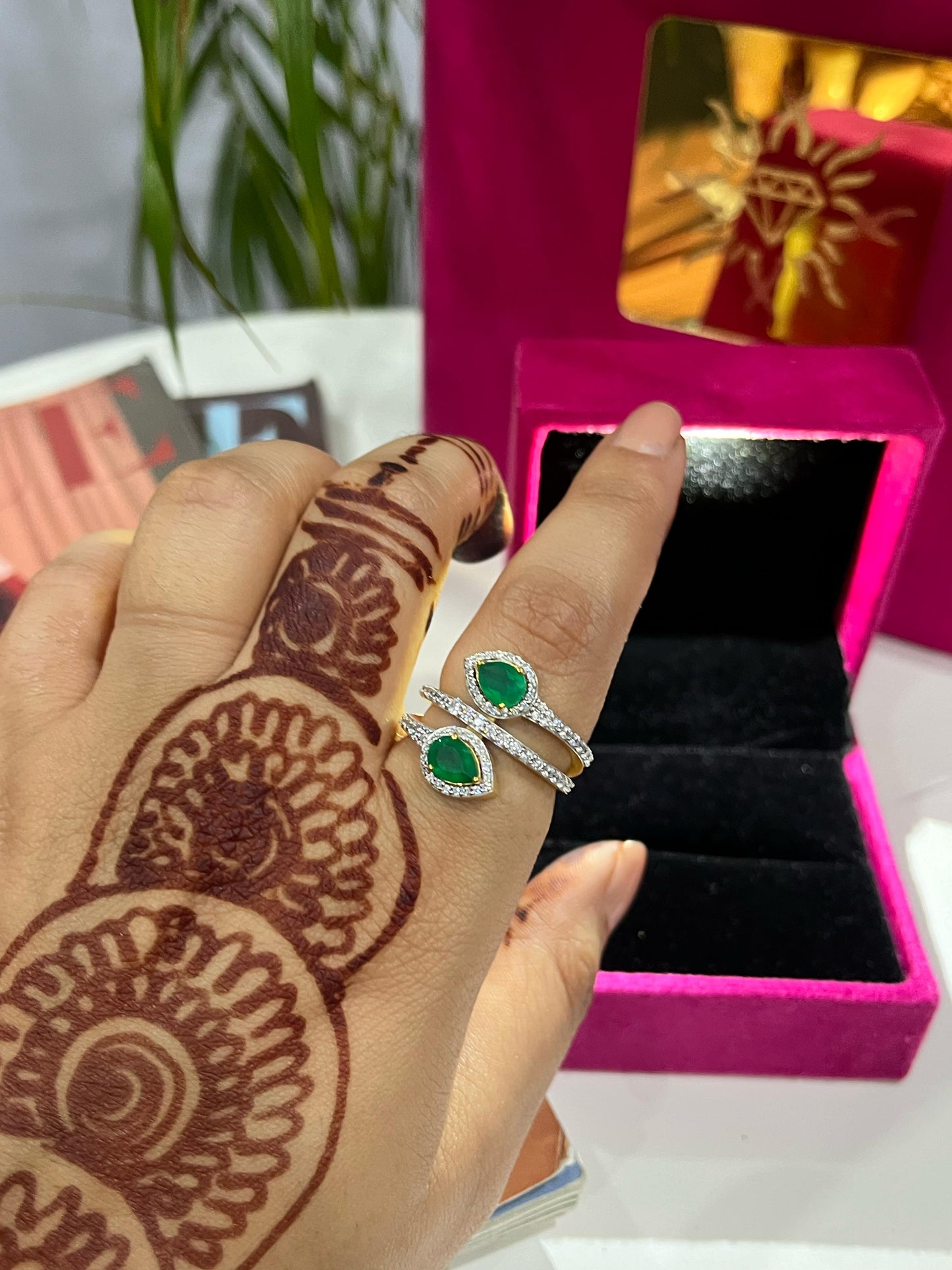 Emerald Luxe Ring