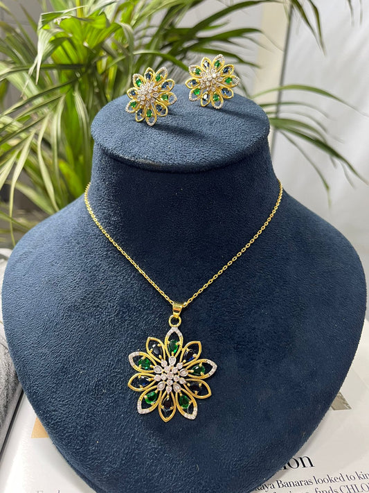 Floral Diamond Pendant Set