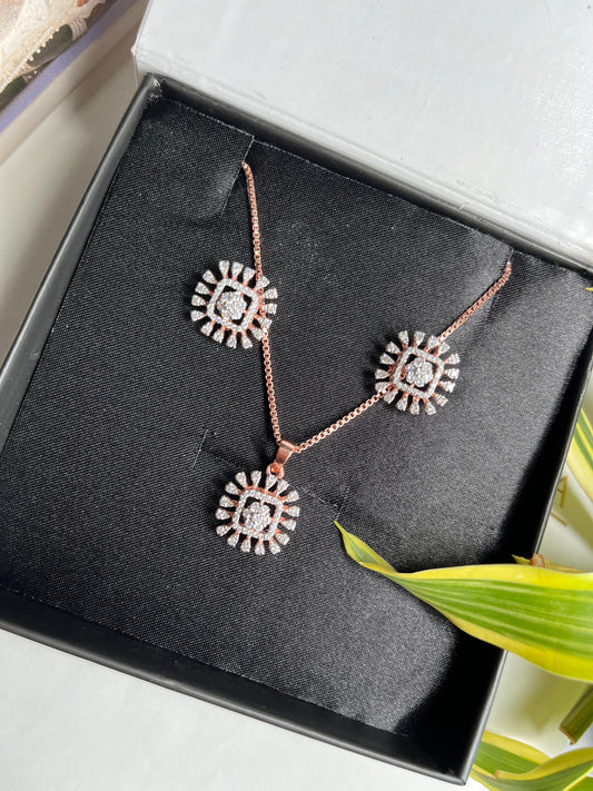 Bloom Pendant Set