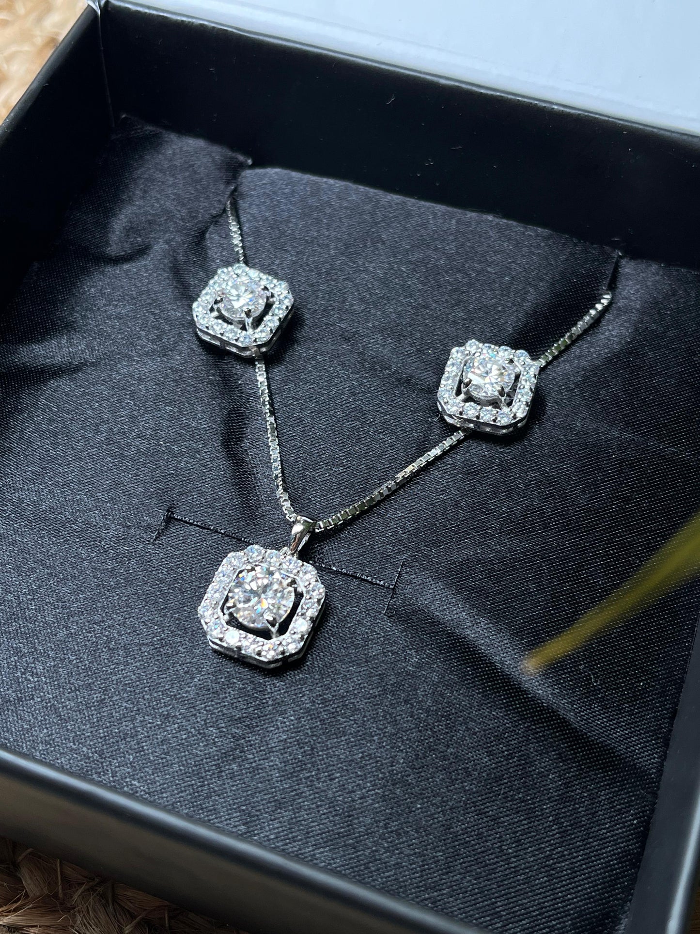 Halo Octagon Pendant set