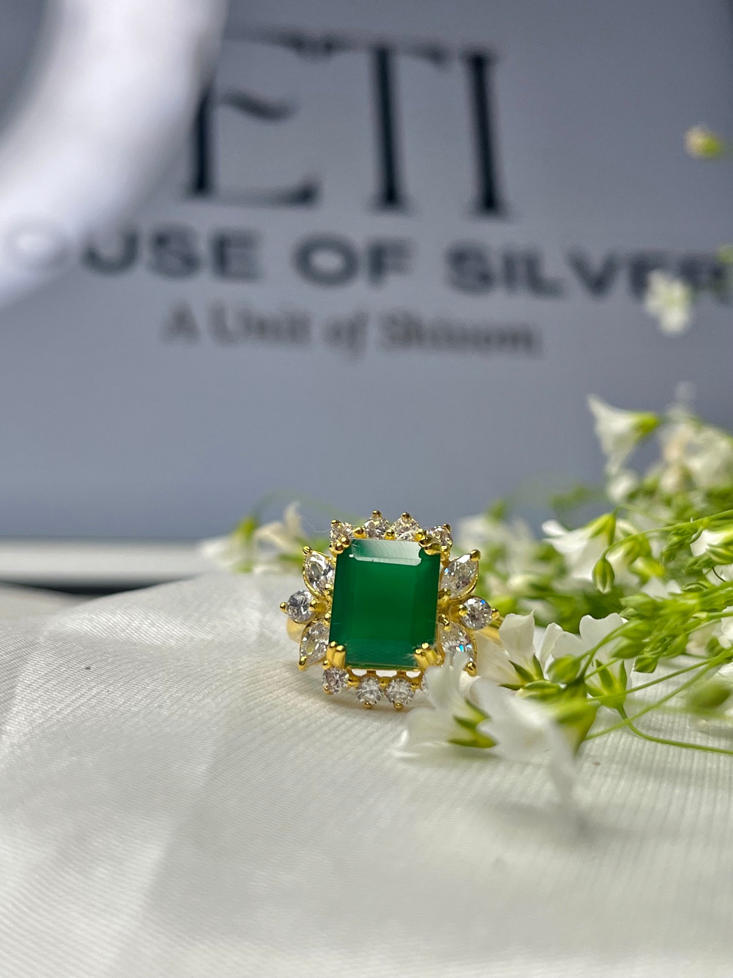 Emerald Ring (Synthetic Stone)