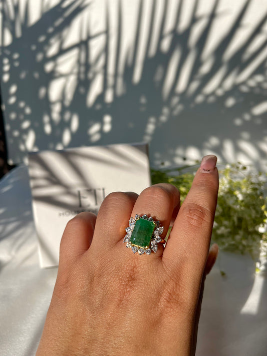 The Real Emerald Ring